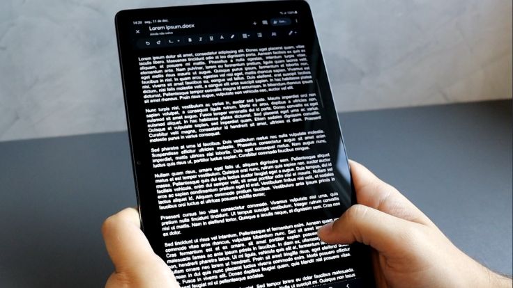 Samsung Galaxy Tab A9+ pode ser usado para trabalhar ou estudar