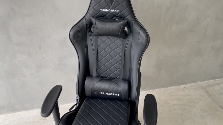 ThunderX3 TGC12 Review
