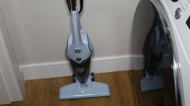 black and decker av12 feat