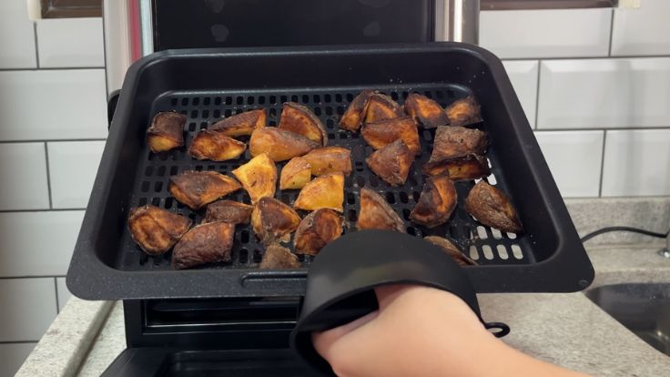 Batatas rústicas feitas na Mondial AFON-12L-BI