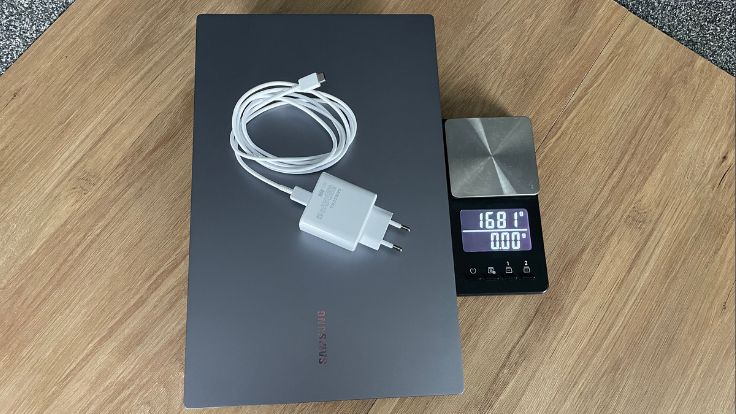 Peso do Samsung Book4 NP750XGJ-KG4BR