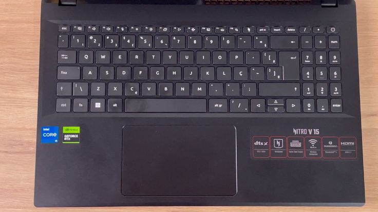 Acer Nitro V15 ANV15-51-50KD teclado e touchpad