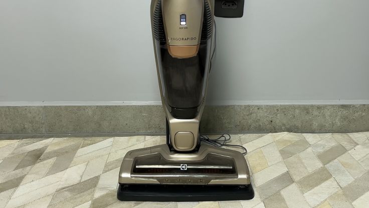Electrolux Ergorapido ERG26 na base de carregamento