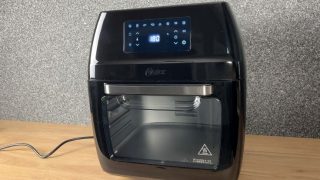 Avaliação da air fryer oven Oster OFRT780